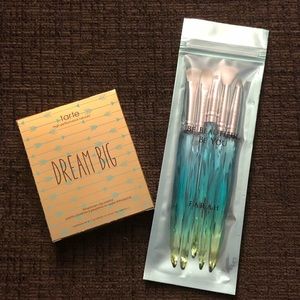 🔥 NEW Tarte eyeshadow palette and brushes set